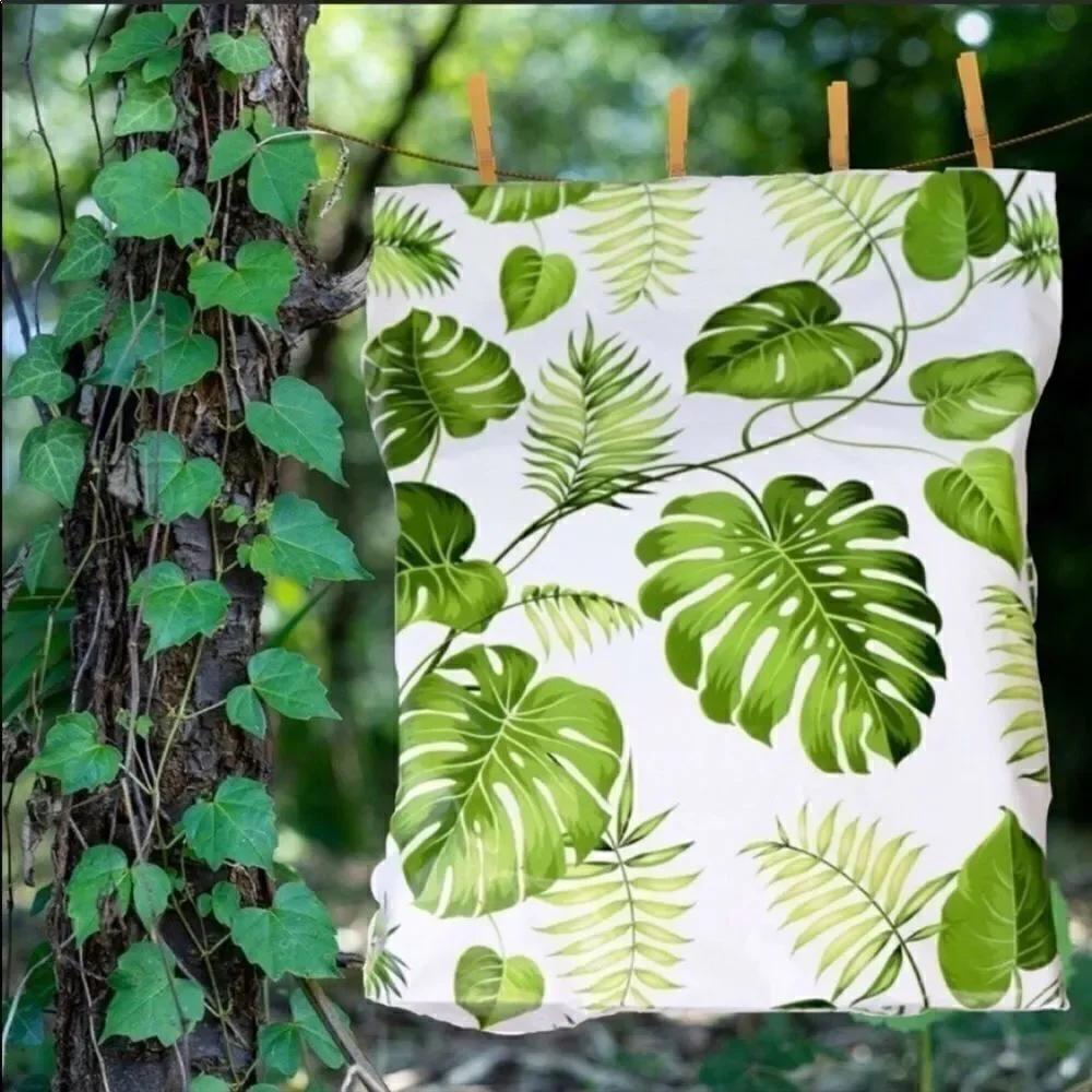 Poly mailers - IN STOCK Listing of larger poly mailers 14x17